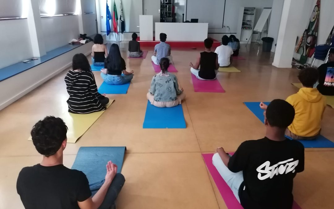Sessão de Yoga