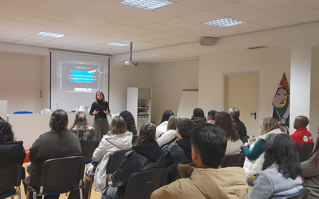 Sessão de Esclarecimento e Divulgação Erasmus+