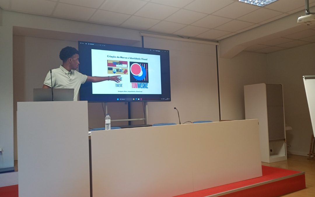 Apresentação e Defesa das Provas de Aptidão Profissional, Técnico/a de Comunicação e Serviço Digital