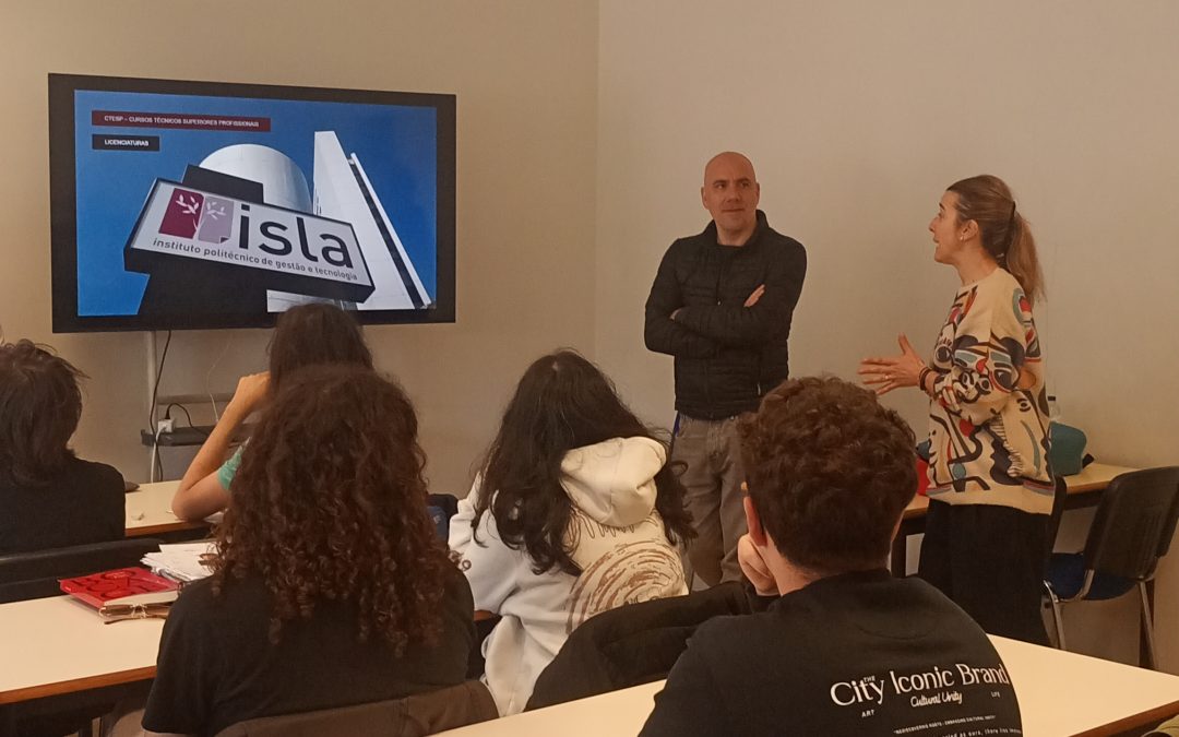 Sessão com o ISLA esclarece sobre o Ensino Superior