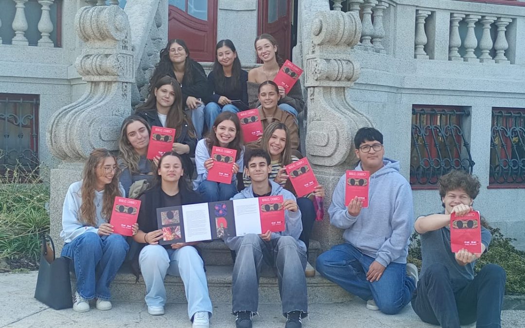 12.º A explora a obra de Manuel Casimiro na Casa Barbot
